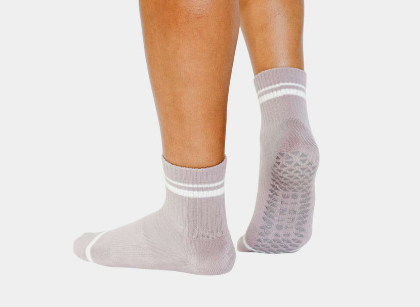 women's varsity grip socks - purple haze